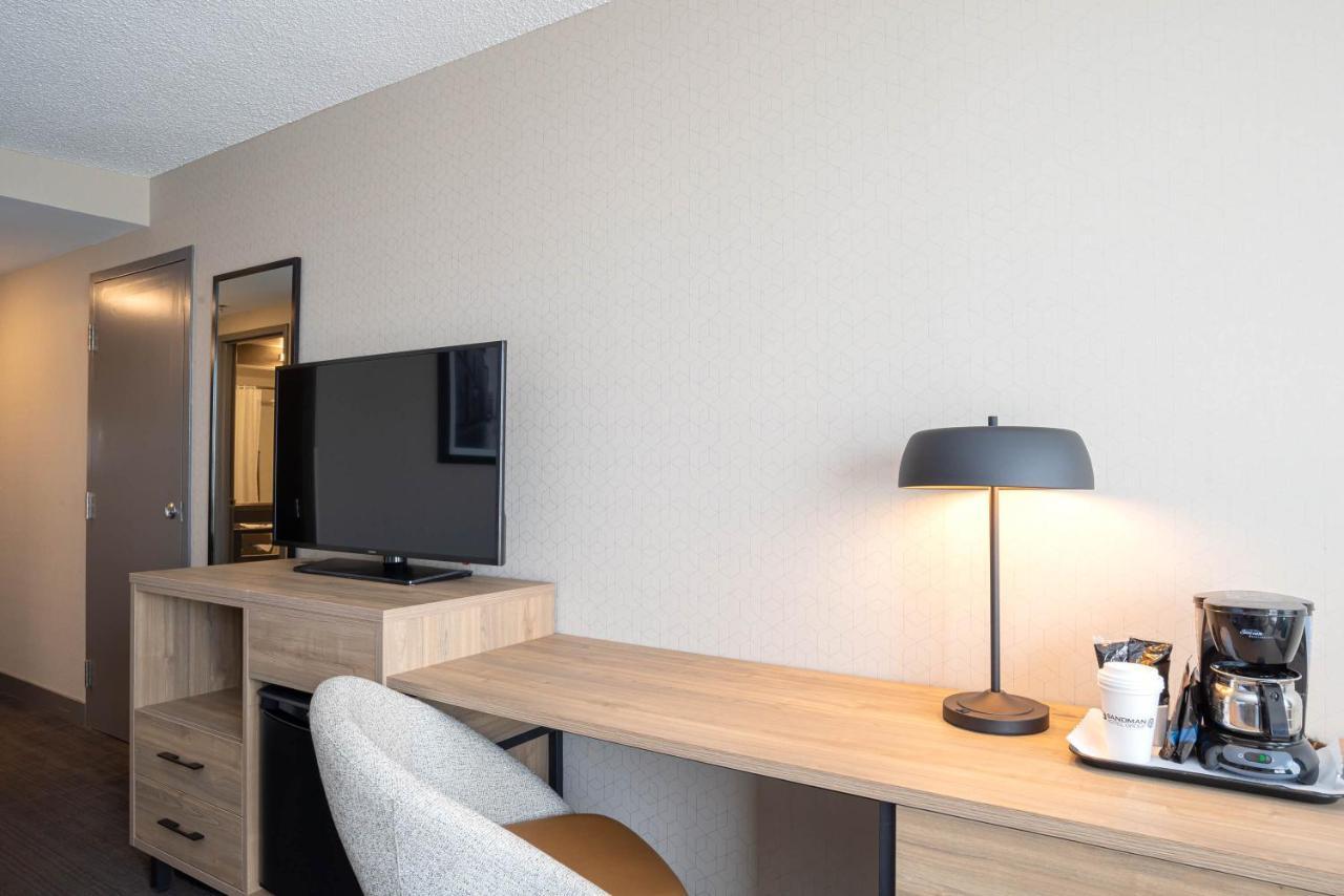 Sandman Montreal - Hotel